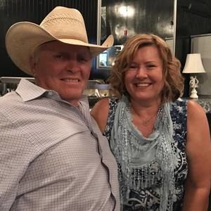 Meet your Posher, Joni